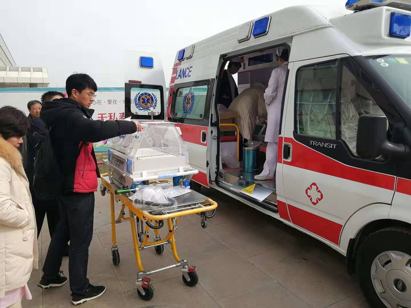 西充县救护车转院